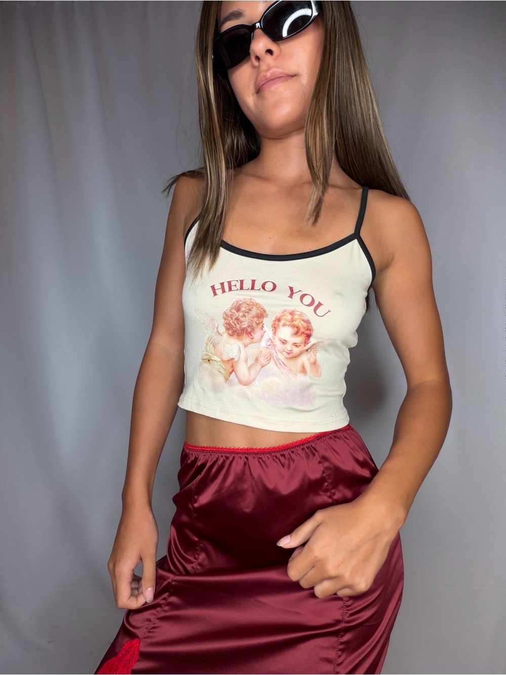 Cider Cream Angel Graphic Cropped Camisole with Black Trim